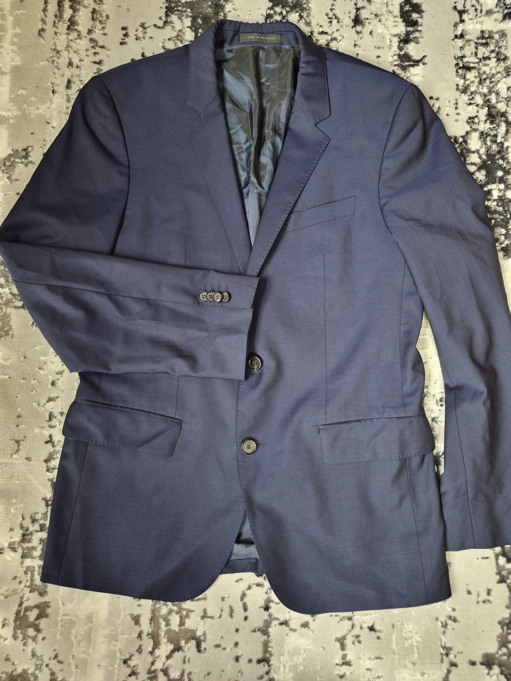 38R Hugo Boss Reda Super 110 Regular Fit Navy CLASSIC ITALY 2 BUTTONS